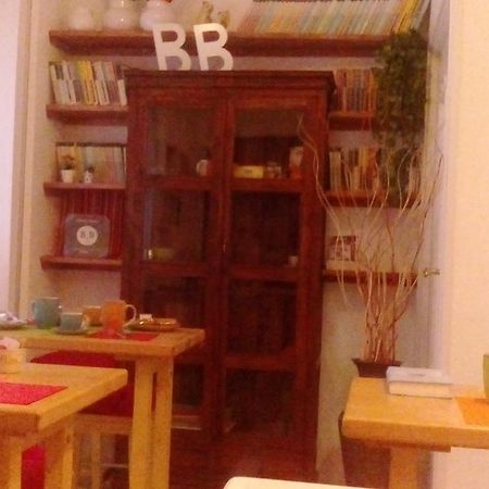 B&B Livinghouse Rzym Zewnętrze zdjęcie