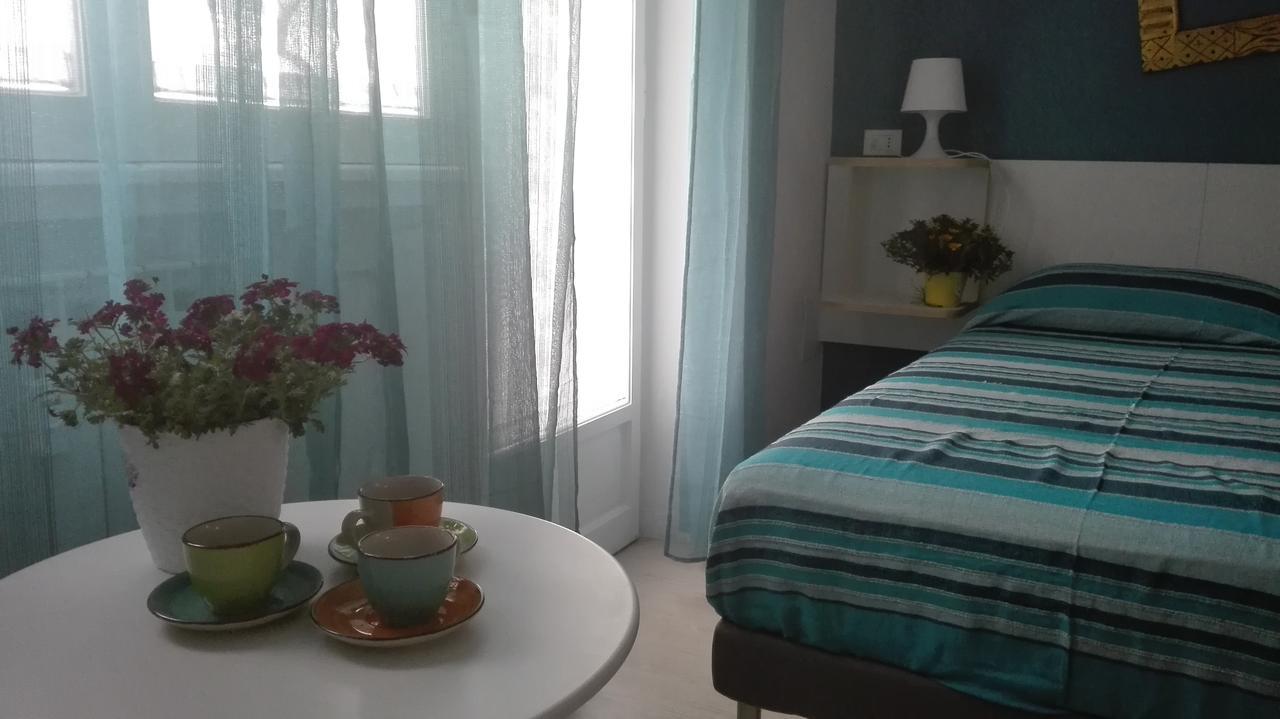 B&B Livinghouse Rzym Zewnętrze zdjęcie